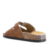 Sandalias planas marrones estilo bio con doble hebilla plateada y suela efecto corcho