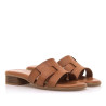 Sandalias planas Mustang ines marrones en tono avellana