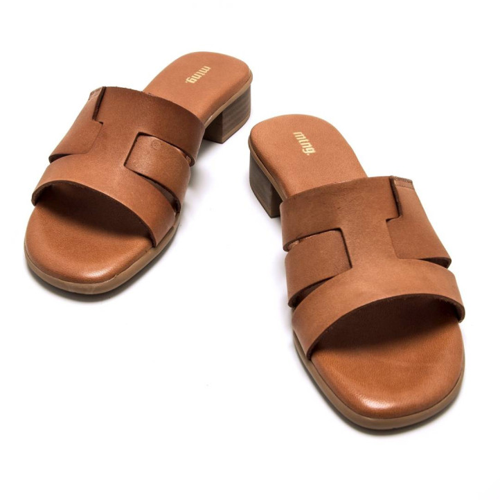 Sandalias planas Mustang ines marrones en tono avellana - Querol online