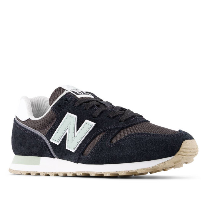 Zapatillas urban New Balance 373 v2 black con light green para mujer - Querol online