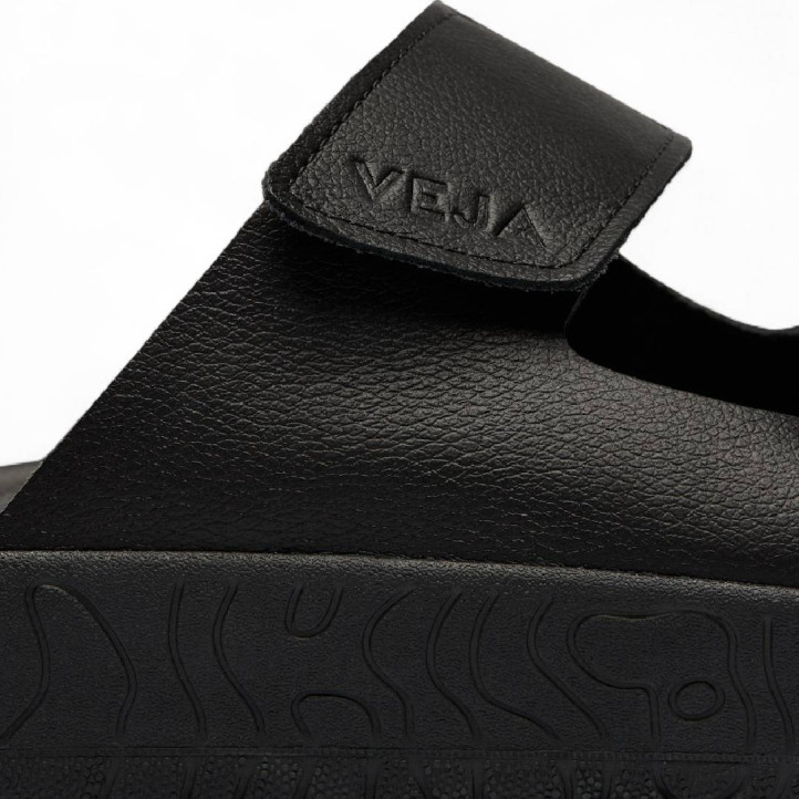 Sandalias planas VEJA etna leather full black mujer - Querol online