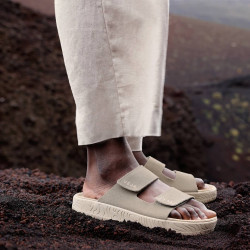 Sandalias planas VEJA etna suede taupe almond mujer - Querol online