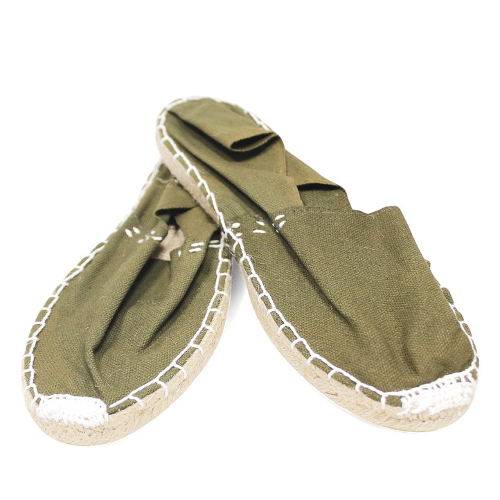 Alpargatas planas SELQUIR verdes con suela de esparto y estilo clásico para mujer - Querol online