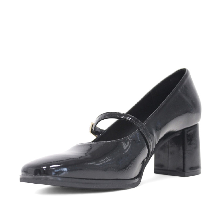 Zapatos tacón Daniela Vega negros con efecto charol y estilo mercedita - Querol online