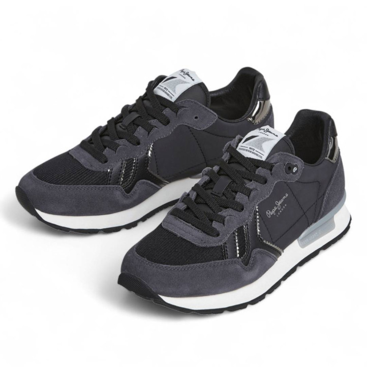 Zapatillas urban Pepe Jeans brit mirror negras con detalles grises y plateados - Querol online
