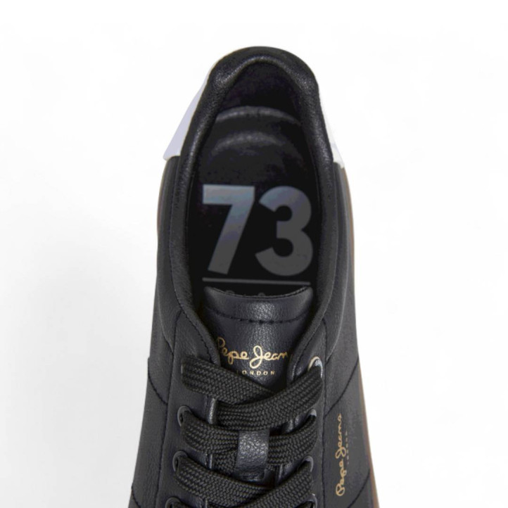 Zapatillas deportivas Pepe Jeans kenton base negras con la suela caramelo - Querol online