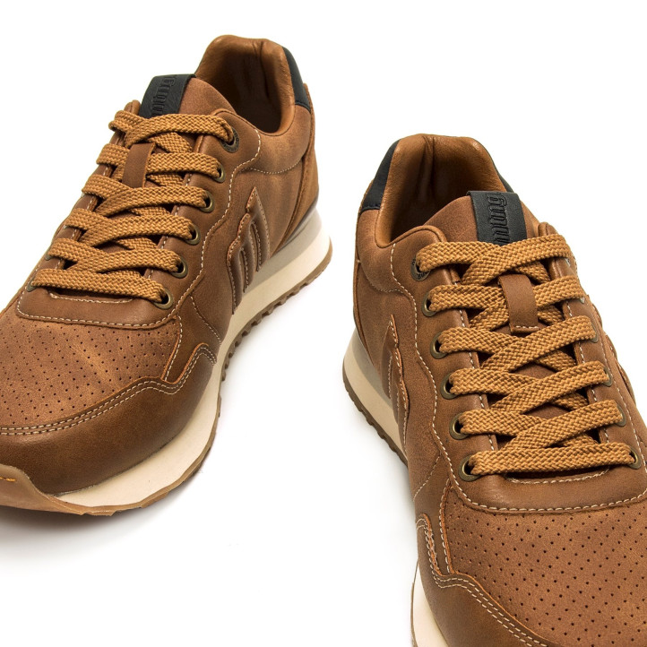 DEPORTIVAS DE HOMBRE MUSTANG PORLAND MARRON 84755 60840 - Querol online
