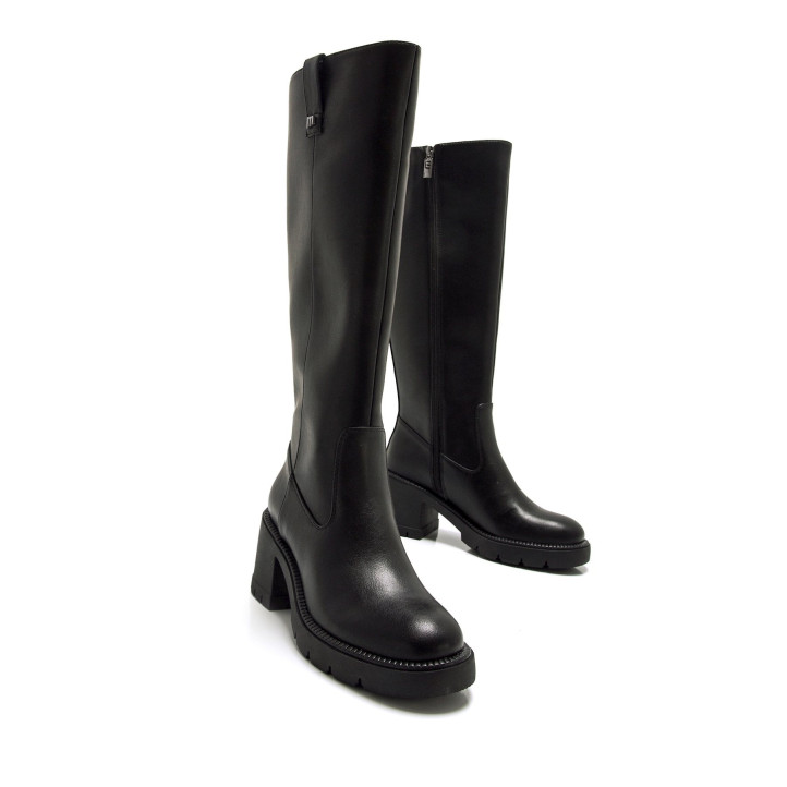 BOTAS DE MUJER MUSTANG PRAGA NEGRO 55318 61012 - Querol online