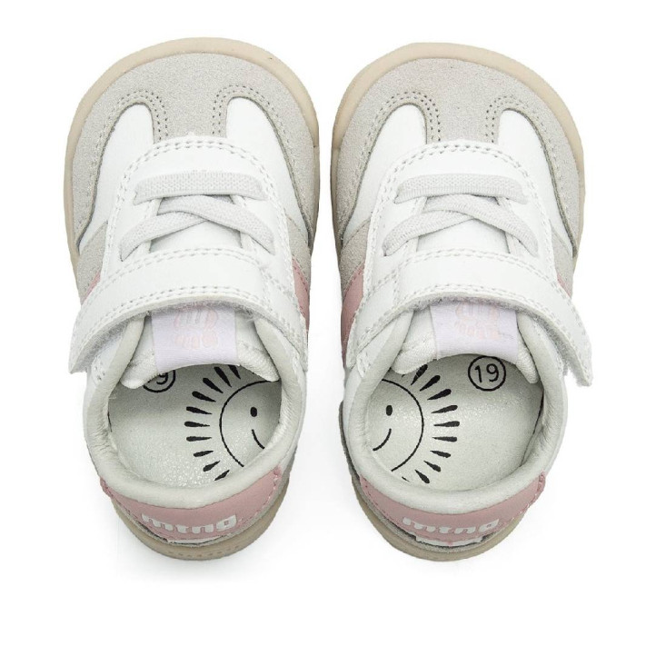 Zapatillas deporte Mustang free baby blancas y rosas con paneles de diferentes texturas respetuosas - Querol online