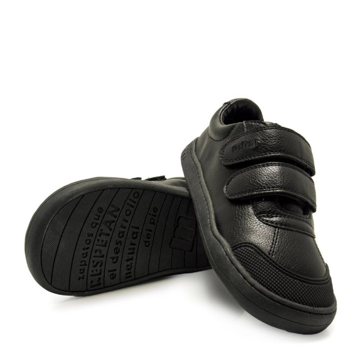 Zapatillas deporte Mustang free negras estilo zapato respetuosas - Querol online
