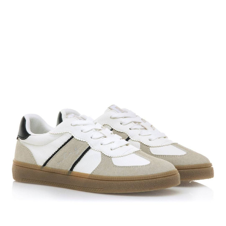Zapatillas urban Mustang roy blancas con suela caramelo - Querol online