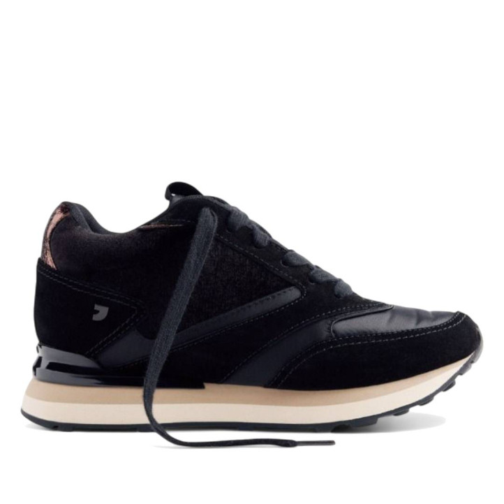 Zapatillas cuña Gioseppo landfall negras con cuña interior - Querol online