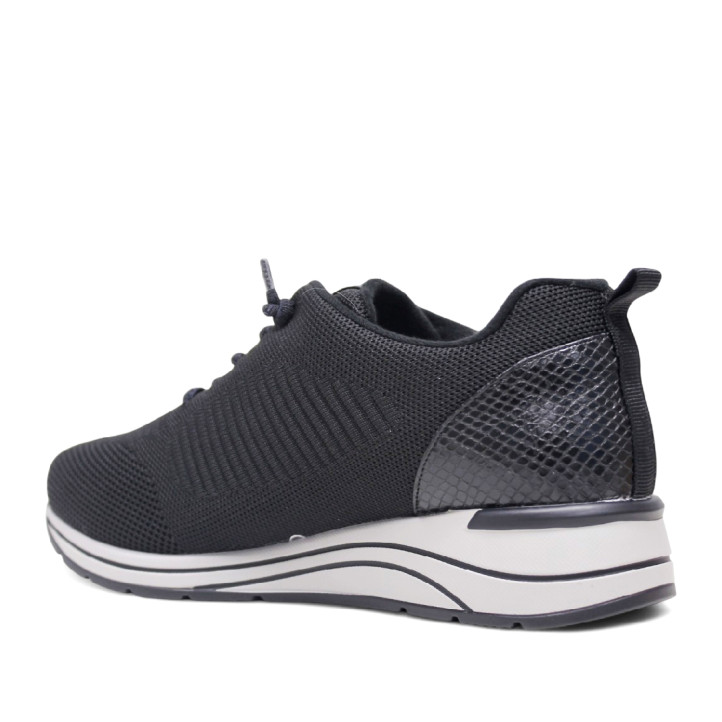 Zapatillas cuña Treintas negras con panel trasero efecto serpiente - Querol online