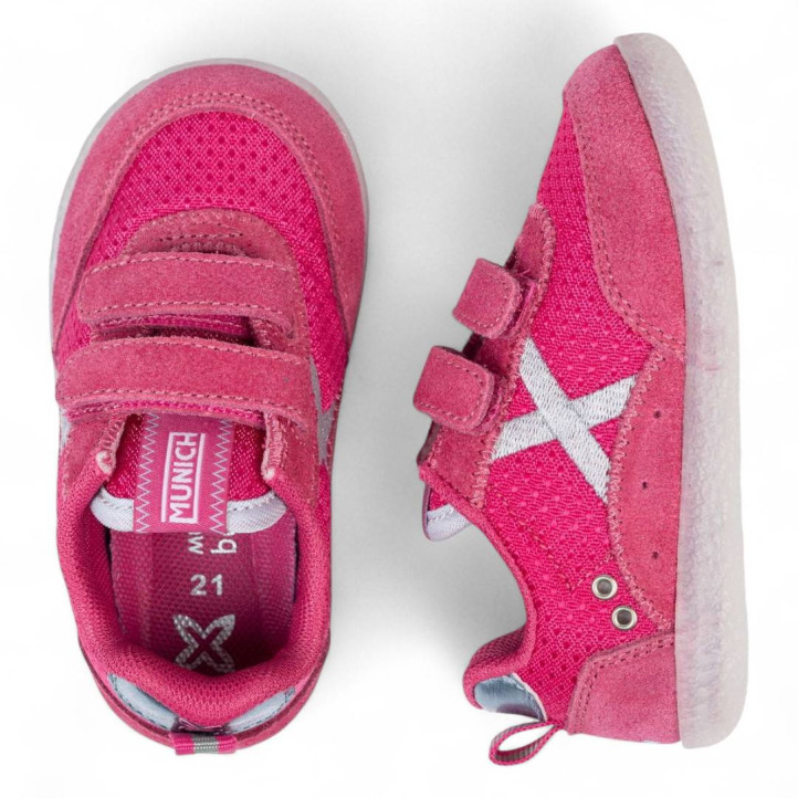 Zapatillas deporte Munich baby koda 16 fucsia con detalles plateados respetuosas - Querol online