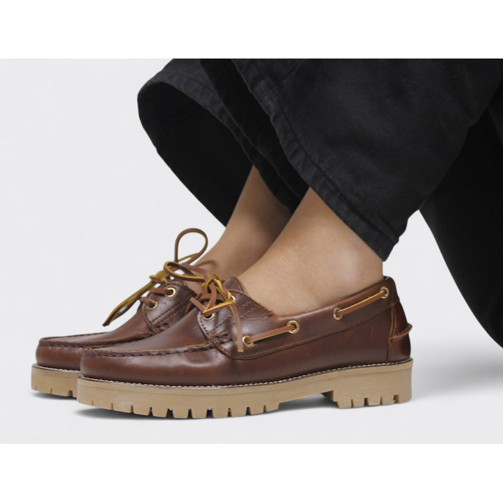 Zapatos planos Redlove amaya marrón estilo náutico de piel - Querol online