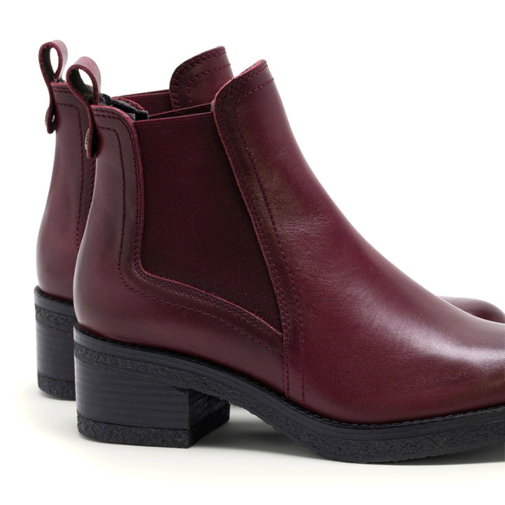 BOTINES DE PIEL BURDEOS CON ELÁSTICOS DAFNE PORRONET - Querol online