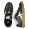 Zapatillas deportivas Munich break negras con suela caramelo