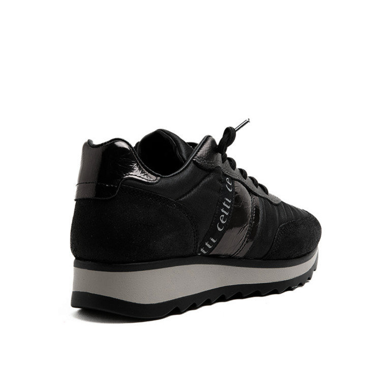 Zapatillas urban Cetti metal mesh negras con cordón elástico - Querol online