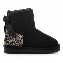 Botines Mustang sky negros estilo australianas con panel de animal print y lazo