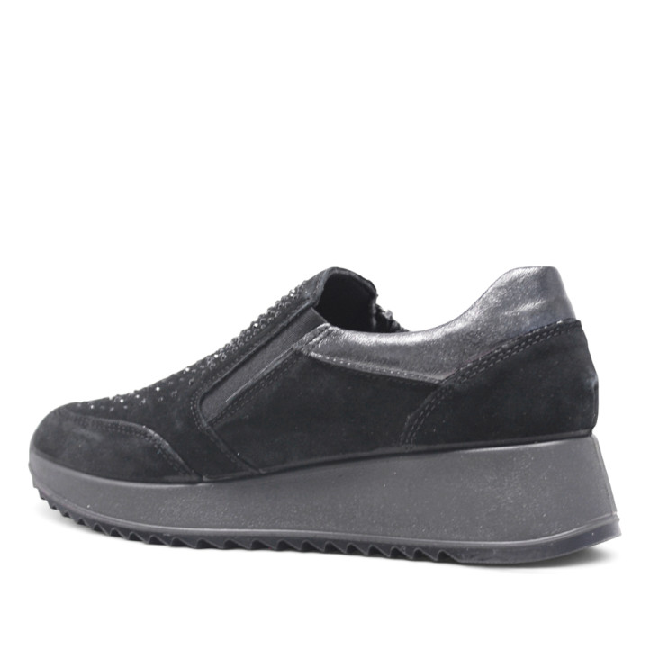 Zapatillas urban Imac negras de ante con brillantes en el empeine y cremallera lateral - Querol online