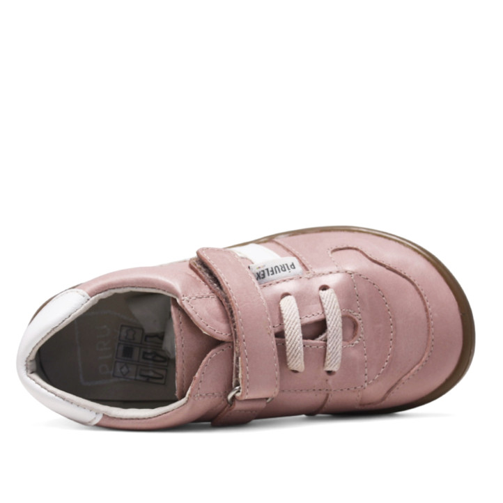 Zapatillas deporte Pirufin rosas y blancas de piel con cordones elásticos y velcro respetuosas - Querol online