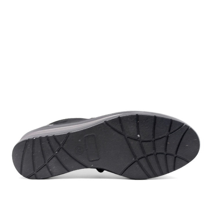 Zapatos cuña Amarpies negros con brillantes en el empeine y paneles efecto charol - Querol online