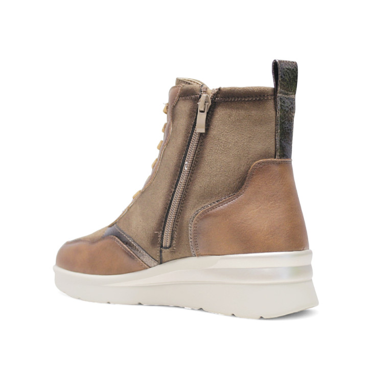 Botines tacón Amarpies marrones con cordones elásticos cremallera lateral y cuña en color blanco - Querol online