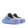 Zapatillas casa BEREVERE azules con pelito y dibujos de corazones y estrellas