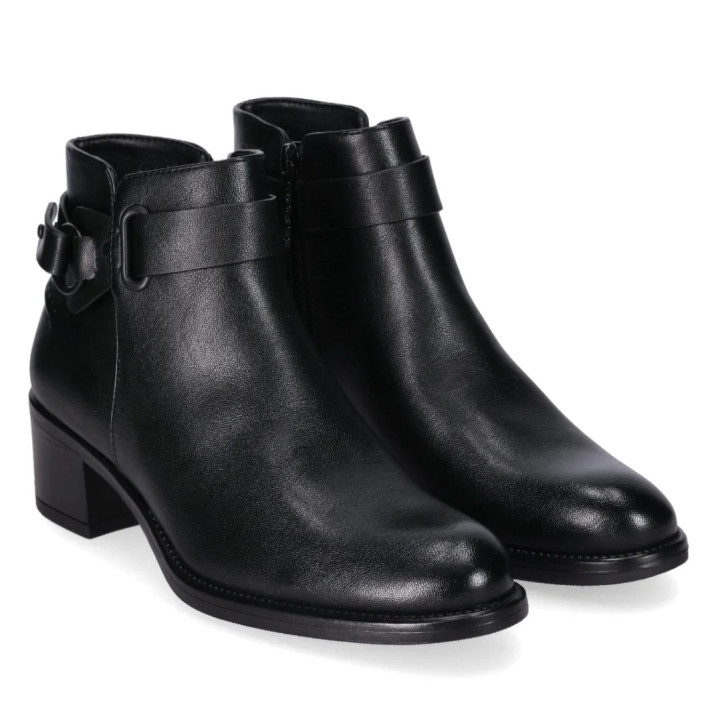 Botines tacón Chika 10 biden 12 negros con hebilla decorativa y tacón medio - Querol online