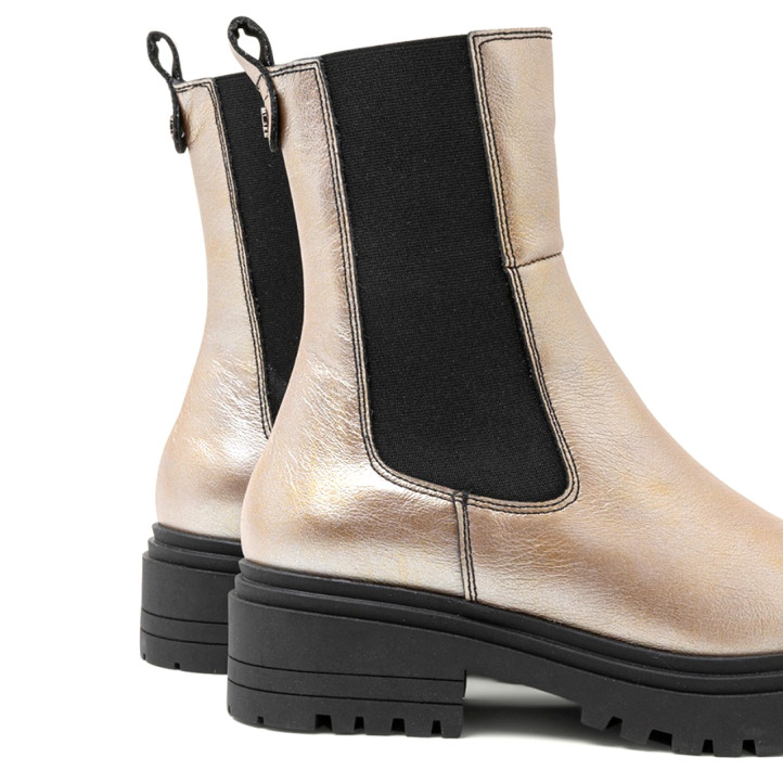 BOTINES DE PIEL METALIZADA PLATINO CON ELÁSTICOS CAMILA PORRONET - Querol online