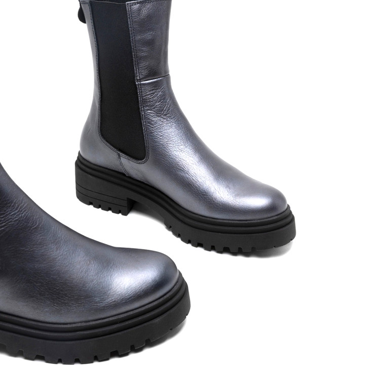 BOTINES DE PIEL METALIZADA MOKA CON ELÁSTICOS CAMILA PORRONET - Querol online