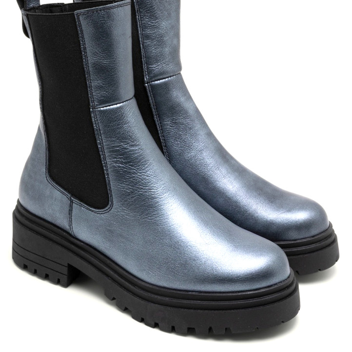 BOTINES DE PIEL METALIZADA PLOMO CON ELÁSTICOS CAMILA PORRONET - Querol online