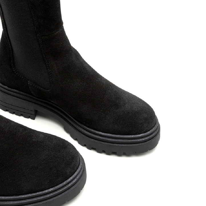 BOTINES DE SERRAJE NEGROS CON ELÁSTICOS CELESTE PORRONET - Querol online