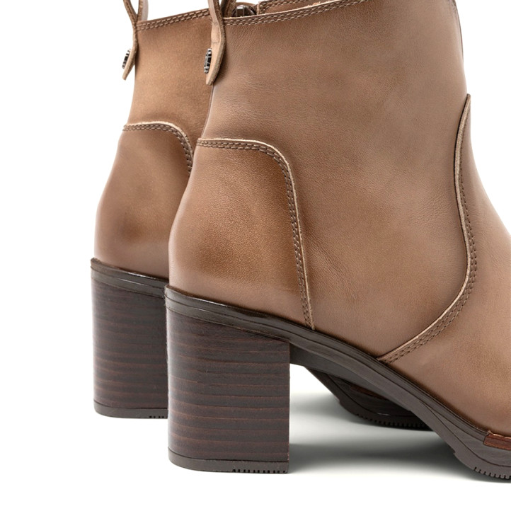 BOTINES DE PIEL DE TACÓN MOKA RAQUEL PORRONET - Querol online