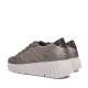 Zapatillas urban Mysoft taupe con elásticos, detalles metálicos y suela en contraste - Querol online