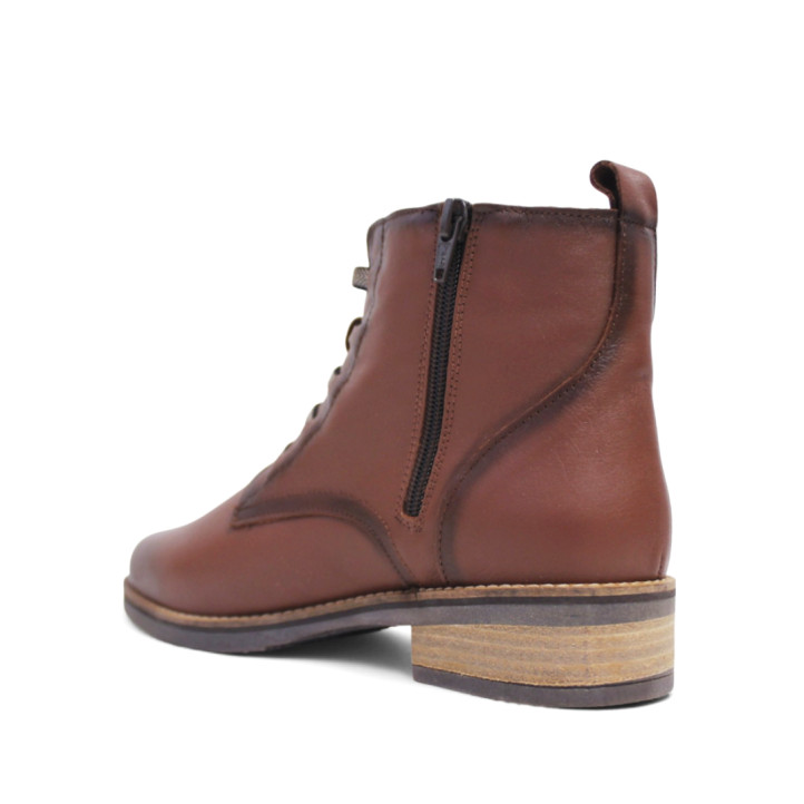 Botines planos Redlove indira marrones con cordones elásticos de piel - Querol online