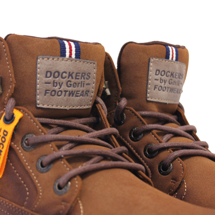 Botines DOCKERS marrones con etiqueta colgante naranja - Querol online