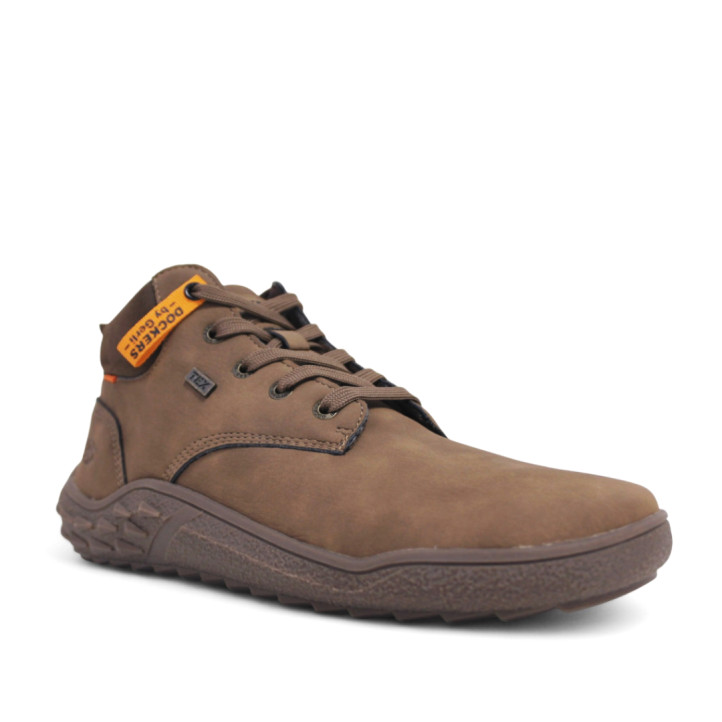 Botines DOCKERS marrones con cordones y etiqueta colgante naranja - Querol online
