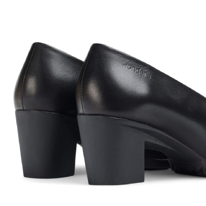Zapatos tacón Wonders hexagon 23 negros escote cerrado - Querol online