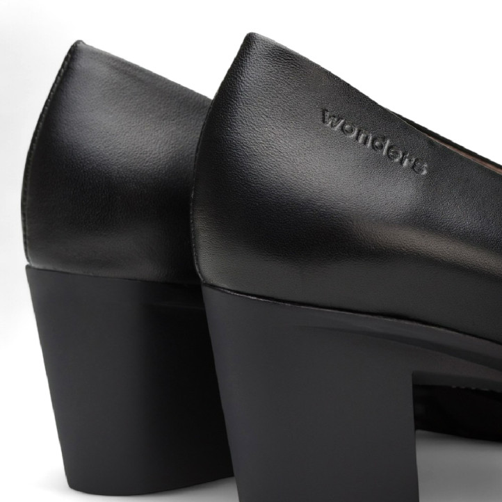 Zapatos tacón Wonders hexagon 23 negros escote cerrado - Querol online