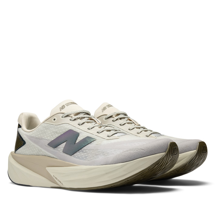 Zapatillas deportivas New Balance fuelcell rebel v5 shipyard con arid stone y silver metallic para mujer - Querol online