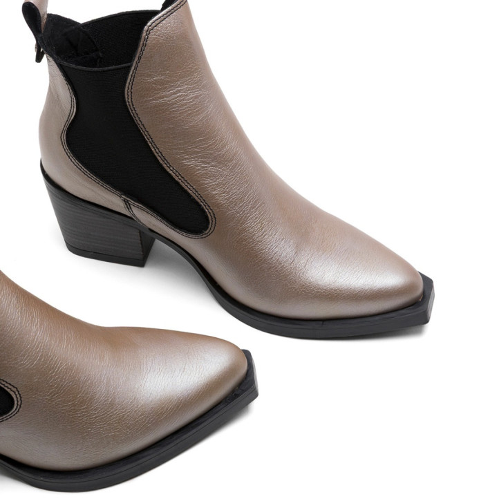 BOTINES COWBOY DE PIEL PLATINO METALIZADA FANNY PORRONET - Querol online