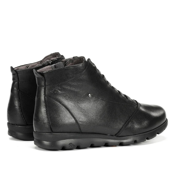 Botines planos Fluchos susan negros de piel con cordones elásticos y tachuela decorativa - Querol online