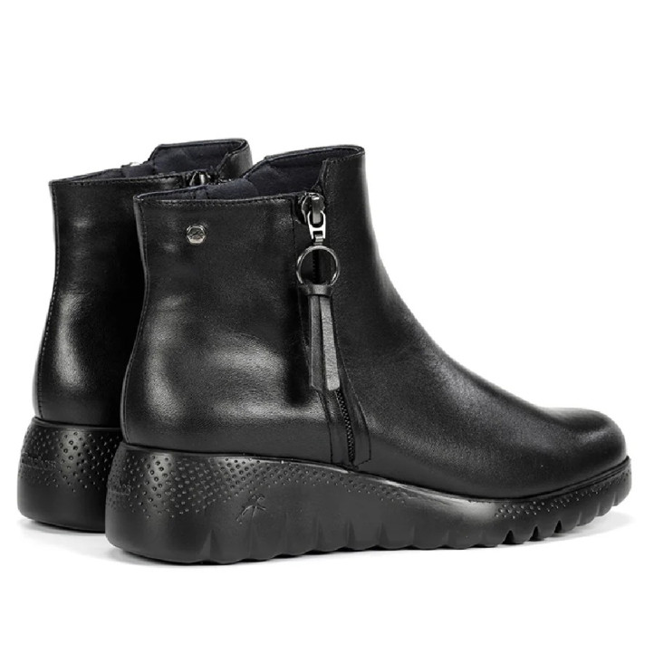 Botines planos Fluchos live negros de piel con suela con textura - Querol online