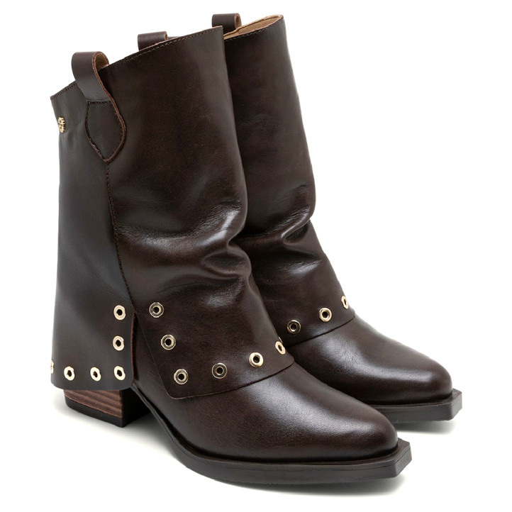 BOTAS DOBLE FAZ DE PIEL MOKA CON TACHUELAS FLAVIA PORRONET - Querol online