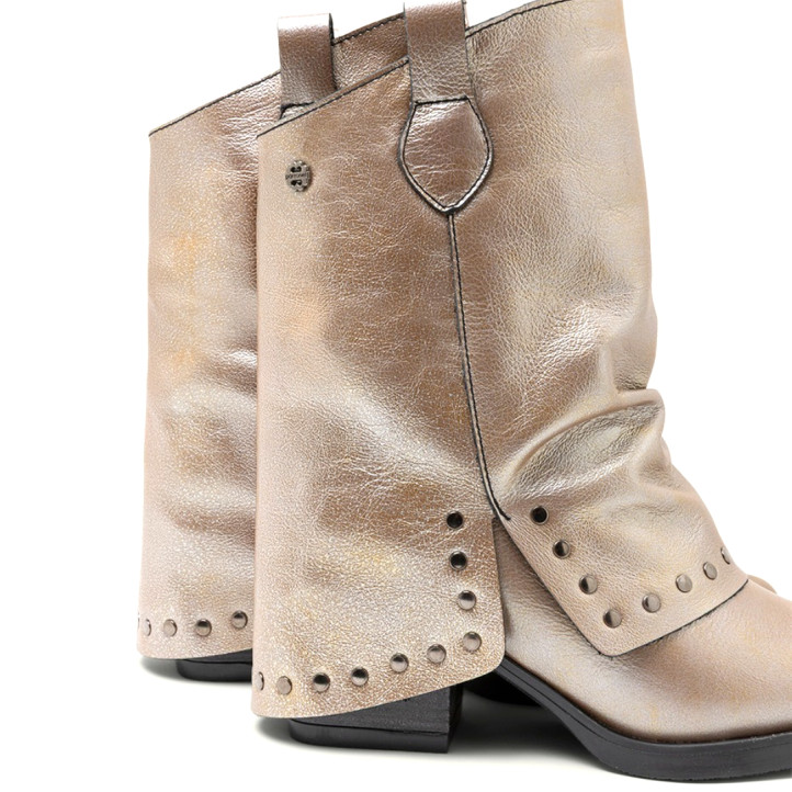 BOTAS DOBLE FAZ DE PIEL PLATINO CON TACHUELAS FAITH PORRONET - Querol online