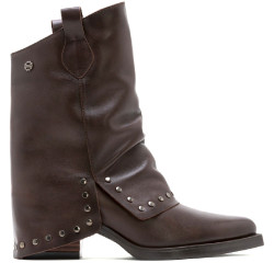 BOTAS DOBLE FAZ DE PIEL MOKA CON TACHUELAS FIORELLA PORRONET - Querol online