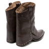 BOTAS DOBLE FAZ DE PIEL MOKA CON TACHUELAS FIORELLA PORRONET
