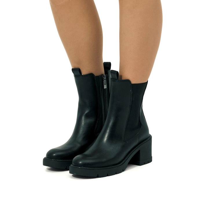 BOTINES DE MUJER MUSTANG PRAGA NEGRO 55343 61014 - Querol online