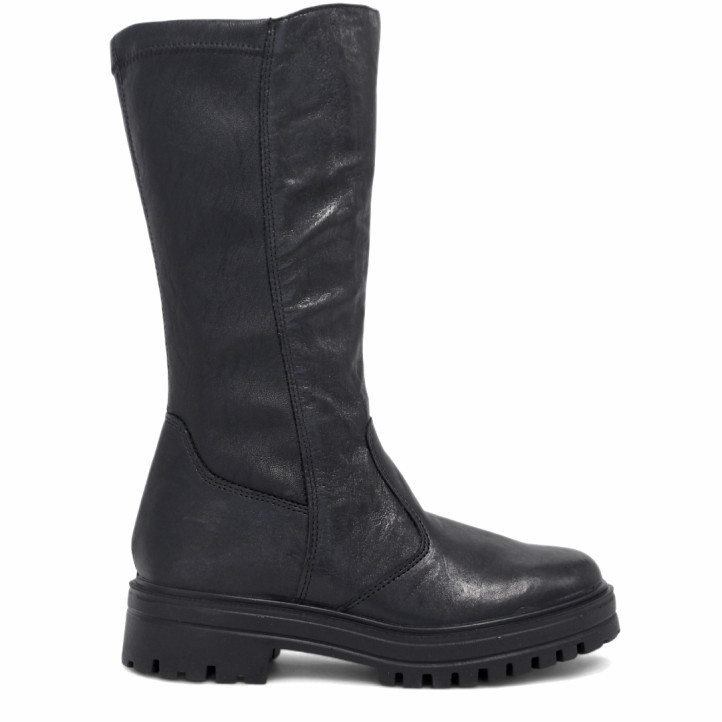 Botas planas Imac negras con paneles y costuras y suela track - Querol online